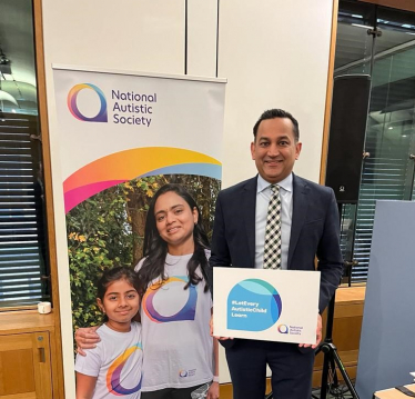Gagan meets with the National Autistic Society 