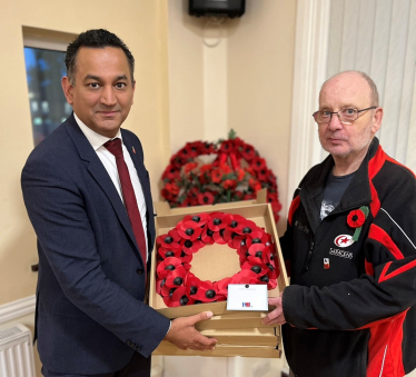 Gagam Mohindra collects wreaths